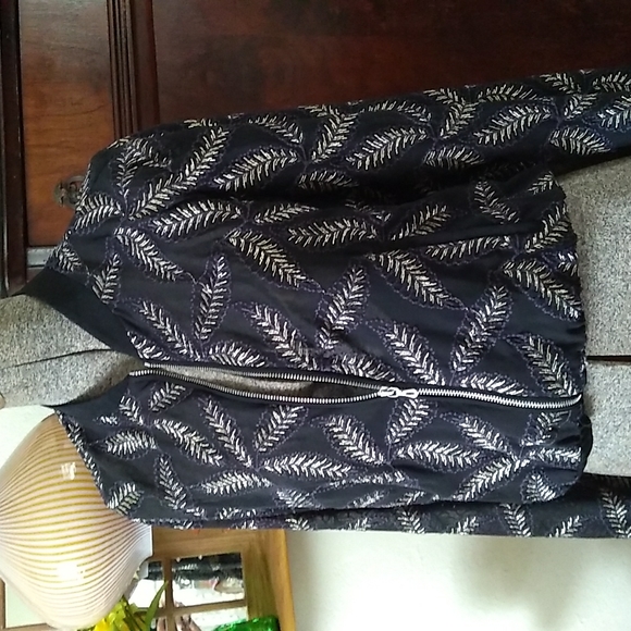 Zara Embroidered Leaf Semi-Sheer Lightweight Bomber Jacket - Picture 2 of 14